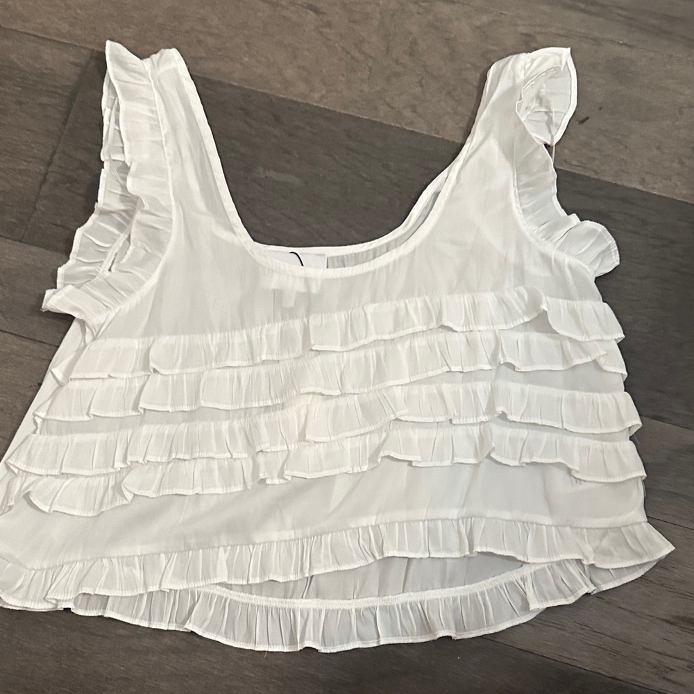 Chic White Ruffled Blouse